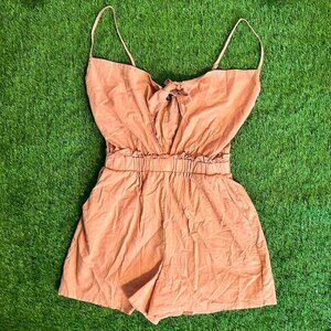 One ❤️ Clothing Los Angeles Peachy Pink Linen Romper - Size Small
